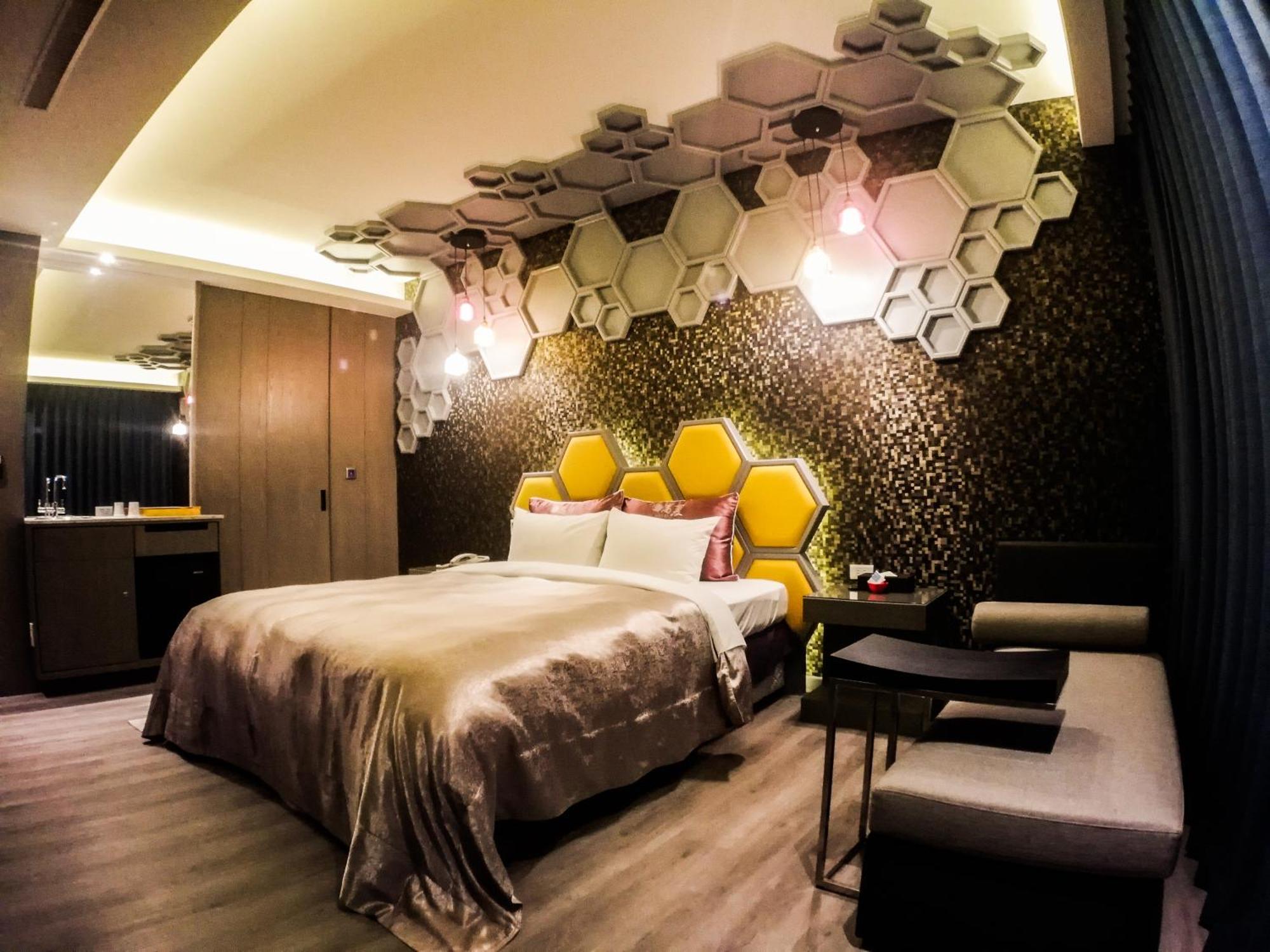 Song Xia Motel Taichung Exterior foto